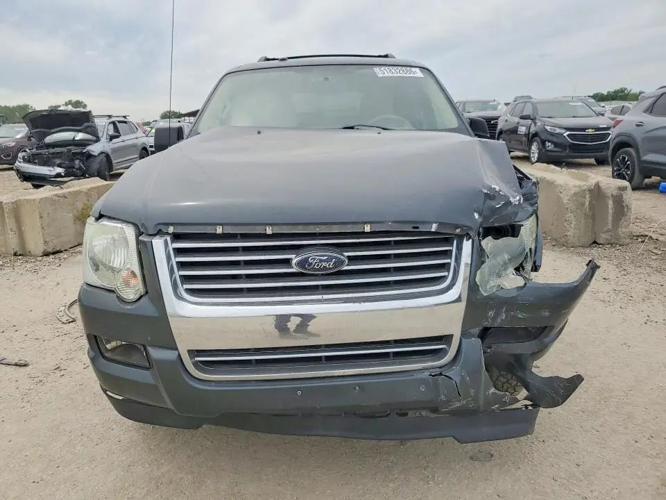 2010 FORD EXPLORER XLT  