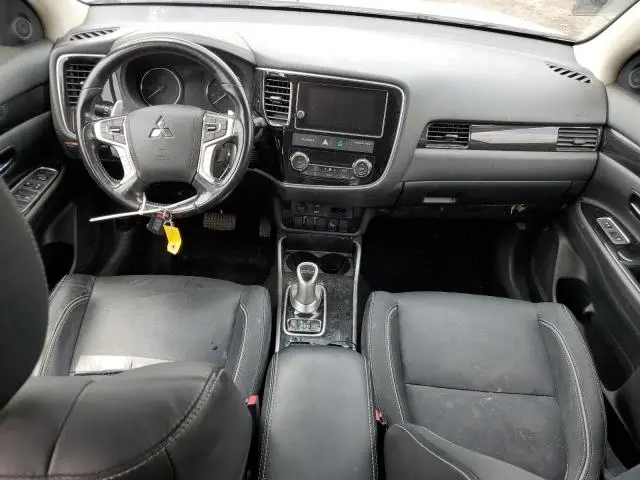 2018 MITSUBISHI OUTLANDER SE