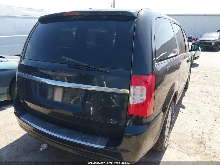 2016 CHRYSLER TOWN & COUNTRY TOURING
