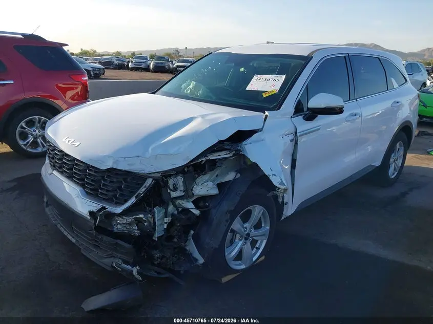 2024 KIA SORENTO LX