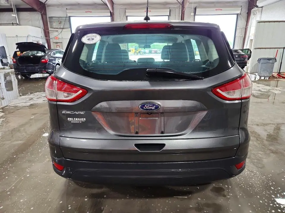 2016 FORD ESCAPE S  