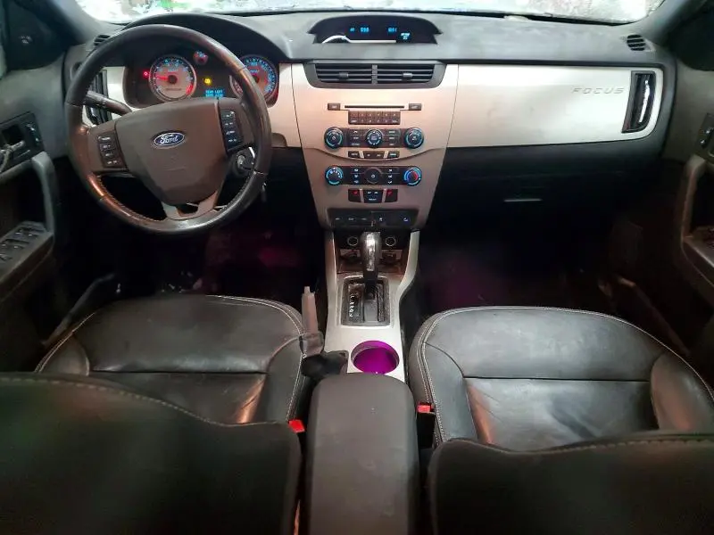 2010 FORD FOCUS SEL  