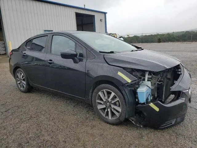 2021 NISSAN VERSA SV  