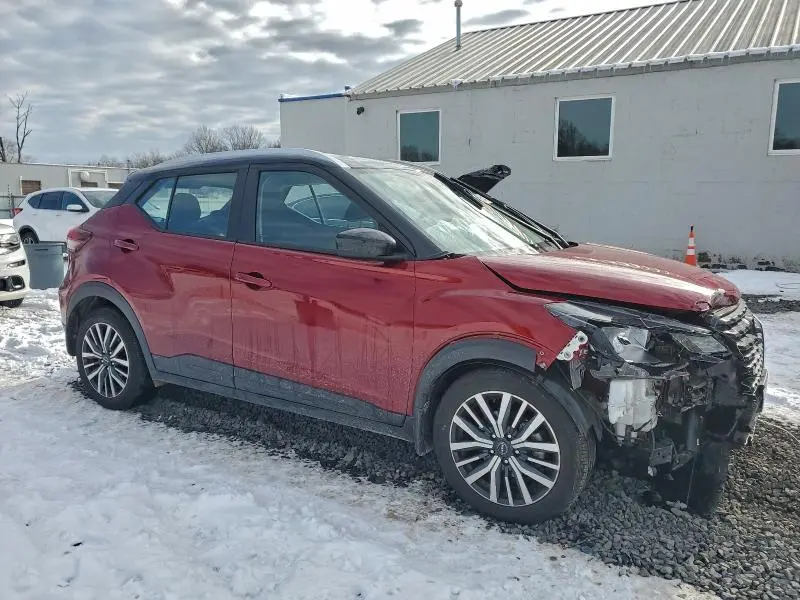 2024 NISSAN KICKS SV  