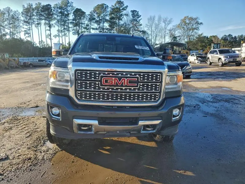 2018 GMC SIERRA K2500 DENALI  