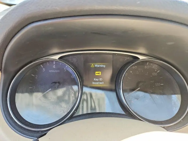 2015 NISSAN ROGUE SL  