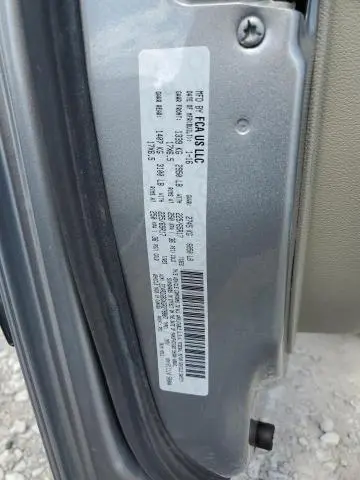 2016 DODGE GRAND CARAVAN SE  