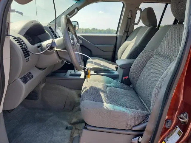 2016 NISSAN FRONTIER SV  