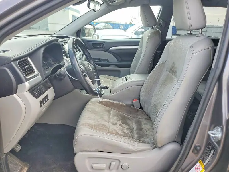 2018 TOYOTA HIGHLANDER LE PLUS  
