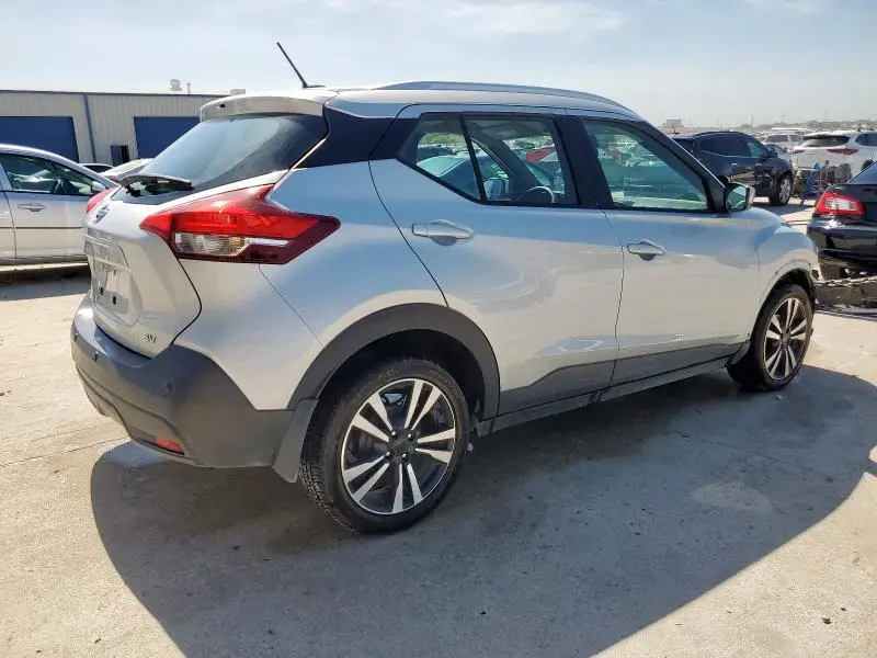 2020 NISSAN KICKS SV  