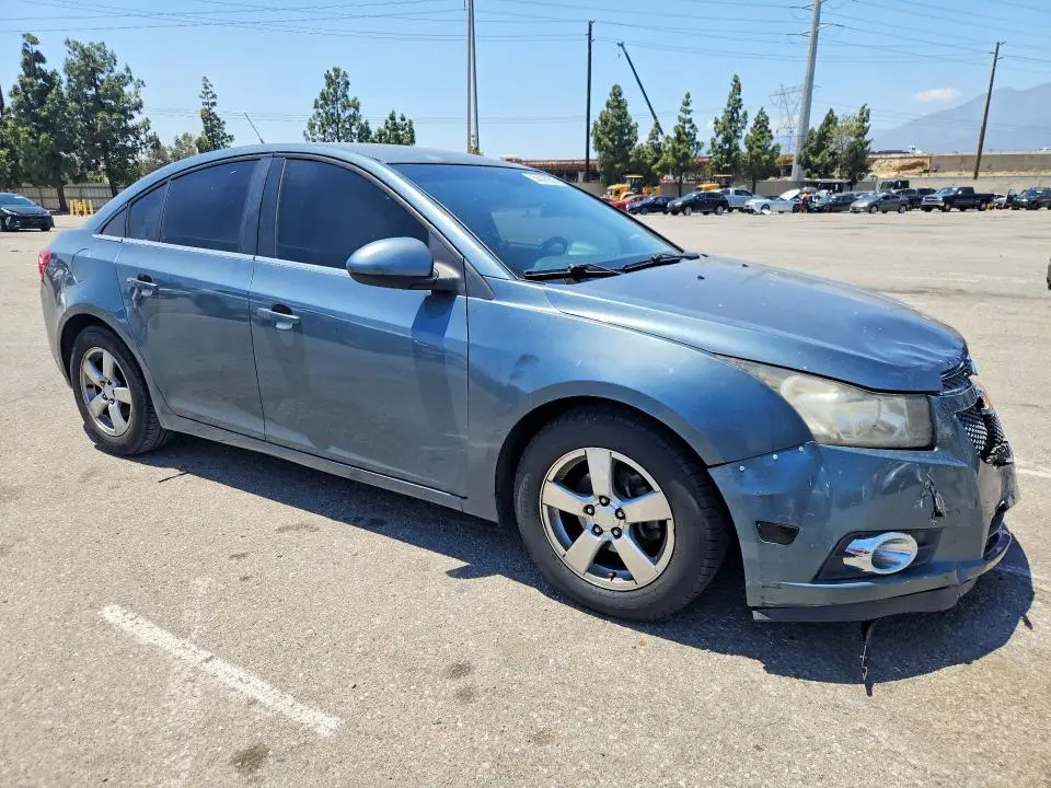 2012 CHEVROLET CRUZE LT  