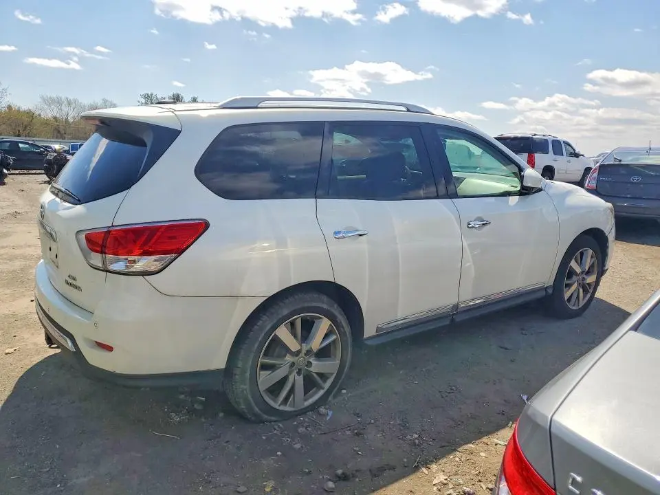 2013 NISSAN PATHFINDER S  