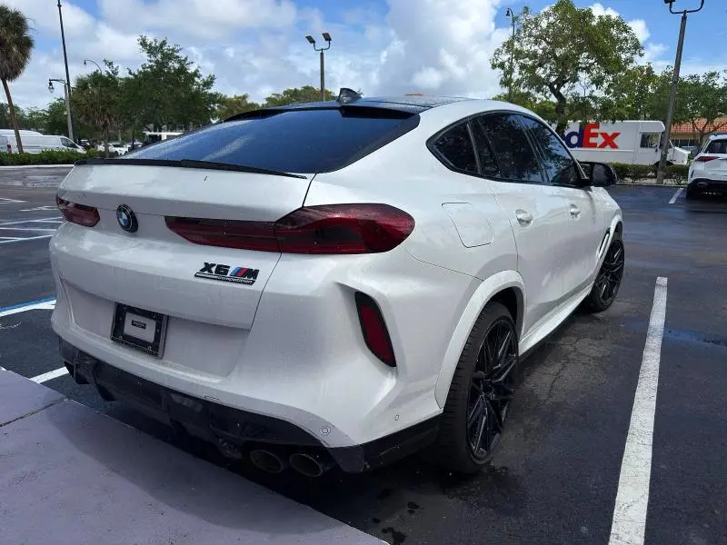 2020 BMW X6 M  