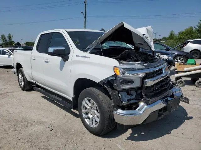 2024 CHEVROLET SILVERADO K1500 LT  