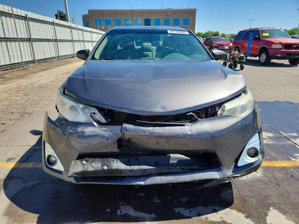 2014 TOYOTA CAMRY XLE V6  