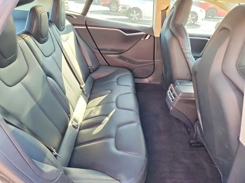 2016 TESLA MODEL S   