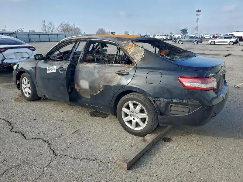 2011 TOYOTA CAMRY BASE  