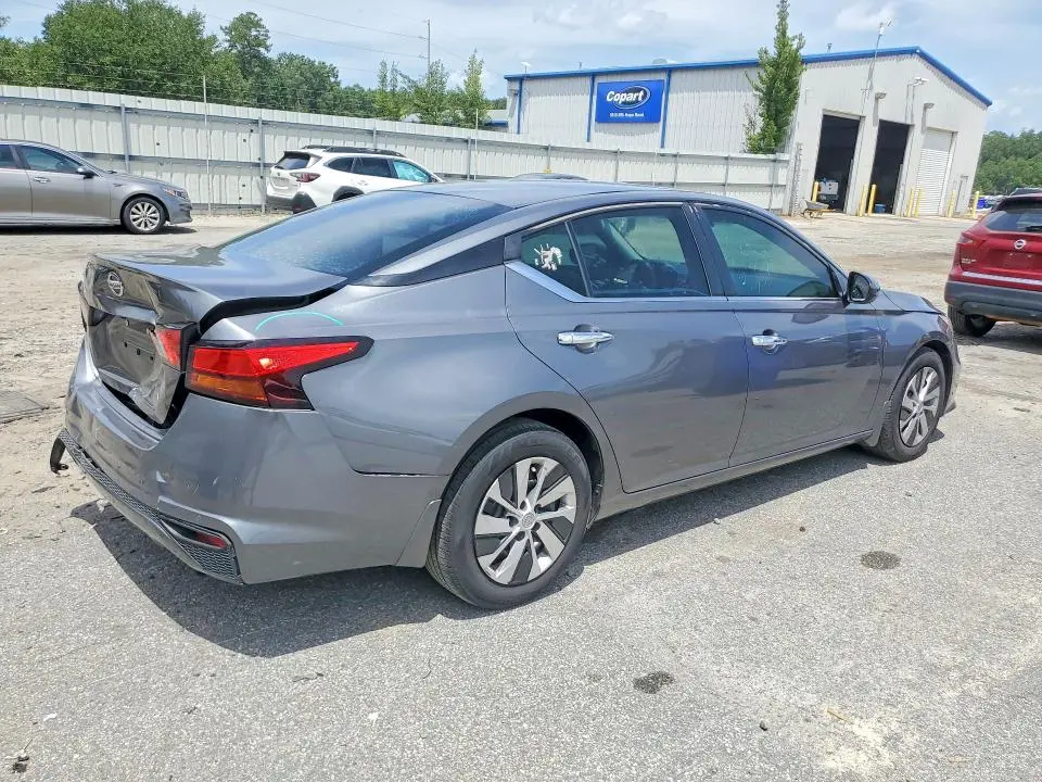 2021 NISSAN ALTIMA S  