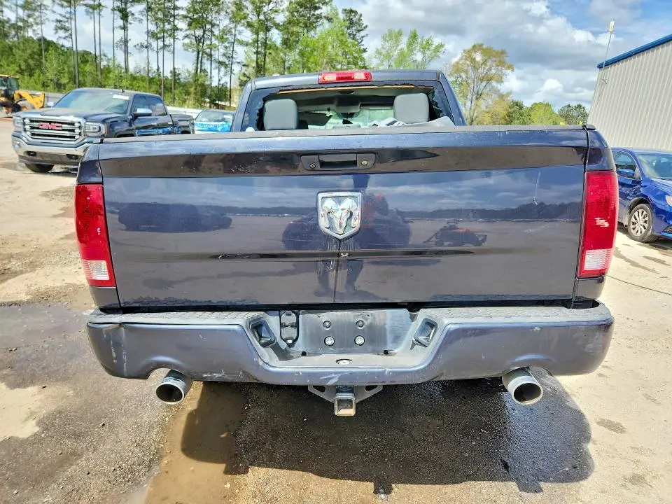 2015 RAM 1500 ST  