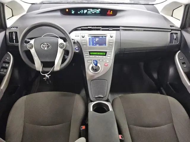 2015 TOYOTA PRIUS   