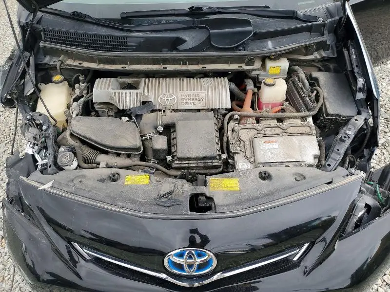 2012 TOYOTA PRIUS V   