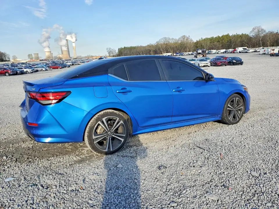 2022 NISSAN SENTRA SR  