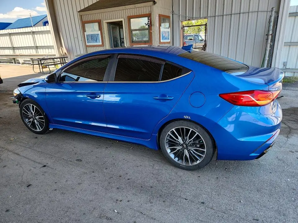 2018 HYUNDAI ELANTRA SPORT  
