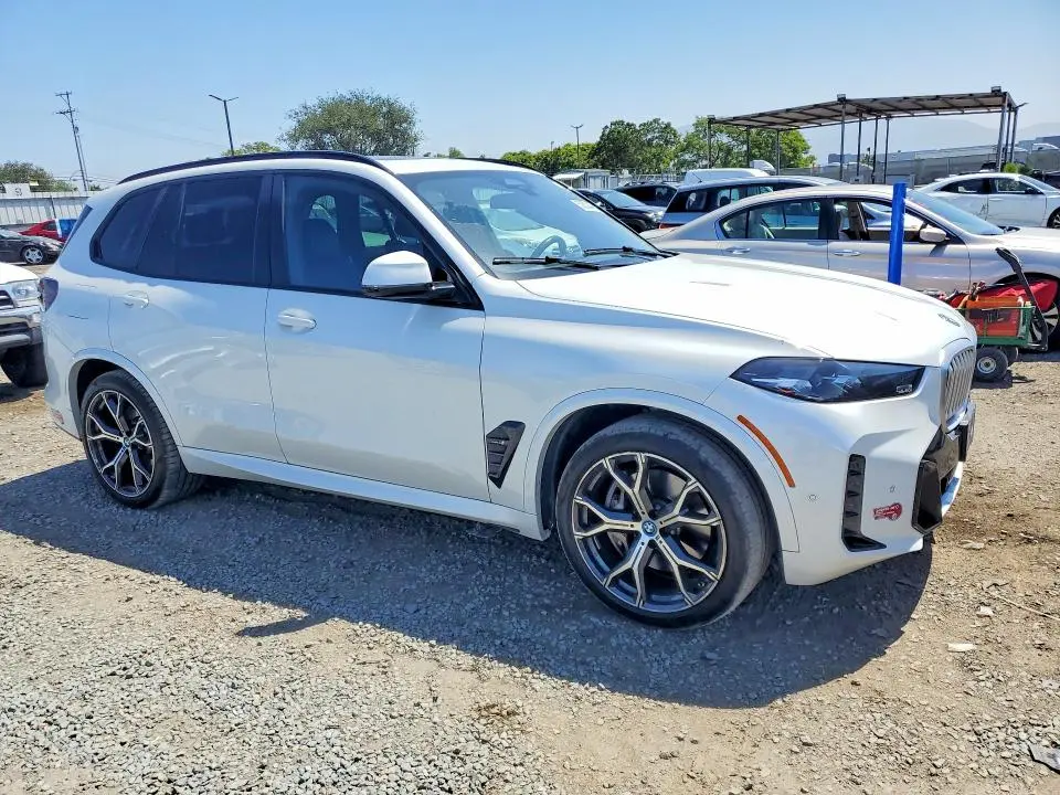 2024 BMW X5 XDRIVE50E  