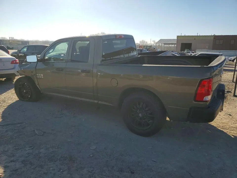 2015 RAM 1500 ST  