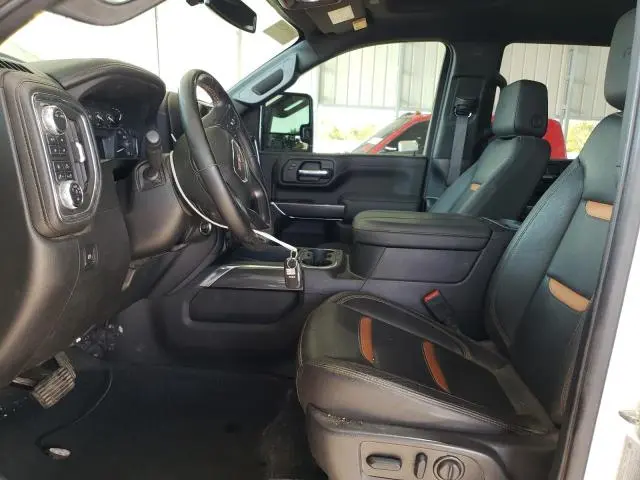 2023 GMC SIERRA K2500 AT4  