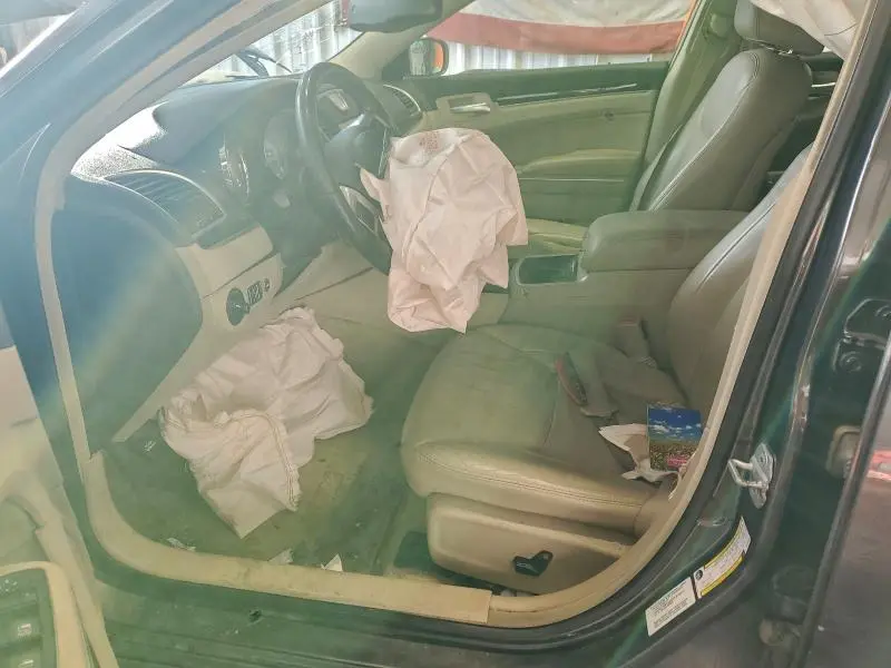 2014 CHRYSLER 300   