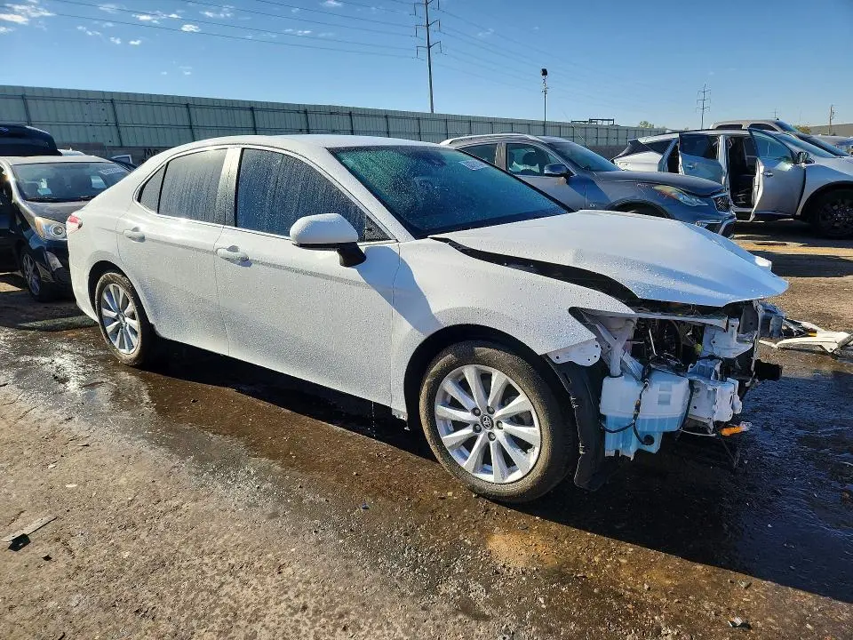 2019 TOYOTA CAMRY LE  