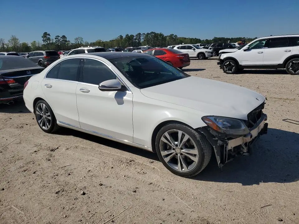 2016 MERCEDES-BENZ C 300  