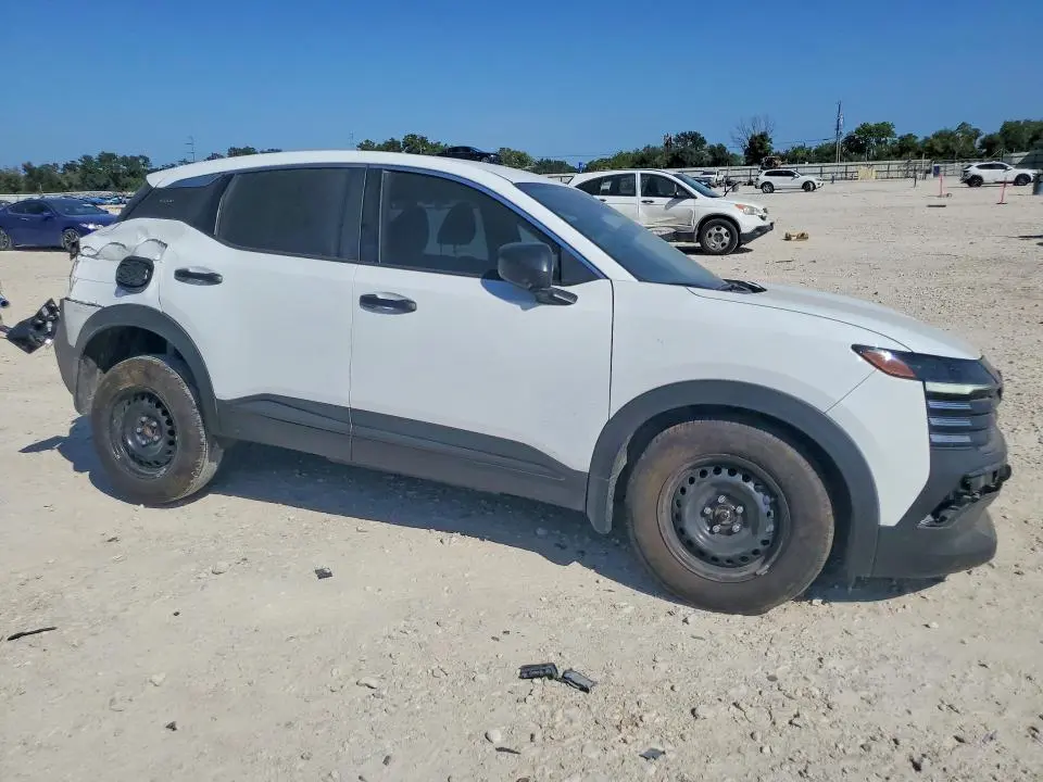 2026 NISSAN KICKS S  