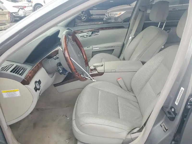 2013 MERCEDES-BENZ S 550  