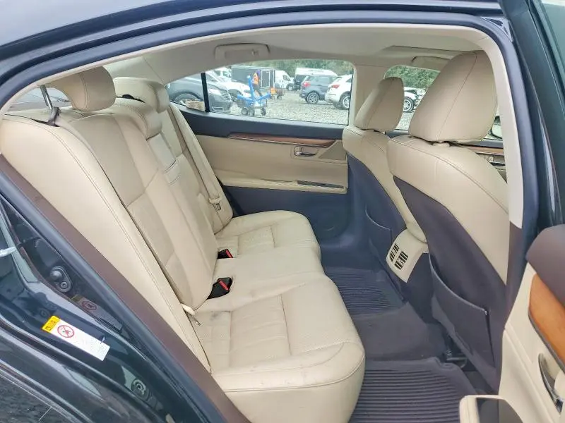 2017 LEXUS ES 300H  