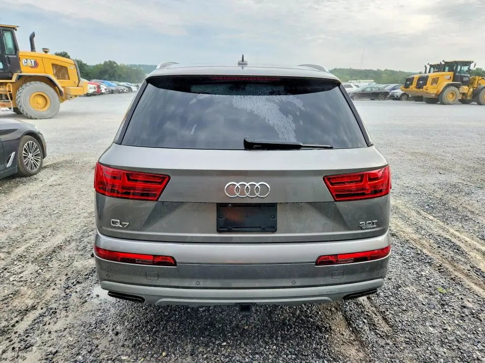 2017 AUDI Q7 PRESTIGE  