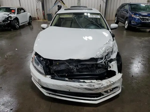 2015 VOLKSWAGEN JETTA SE  