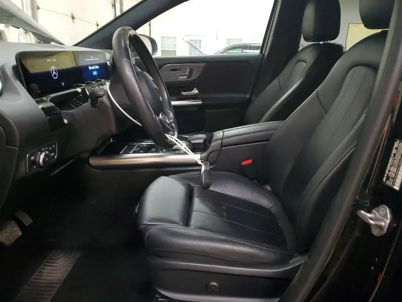 2021 MERCEDES-BENZ GLA 250 4MATIC  