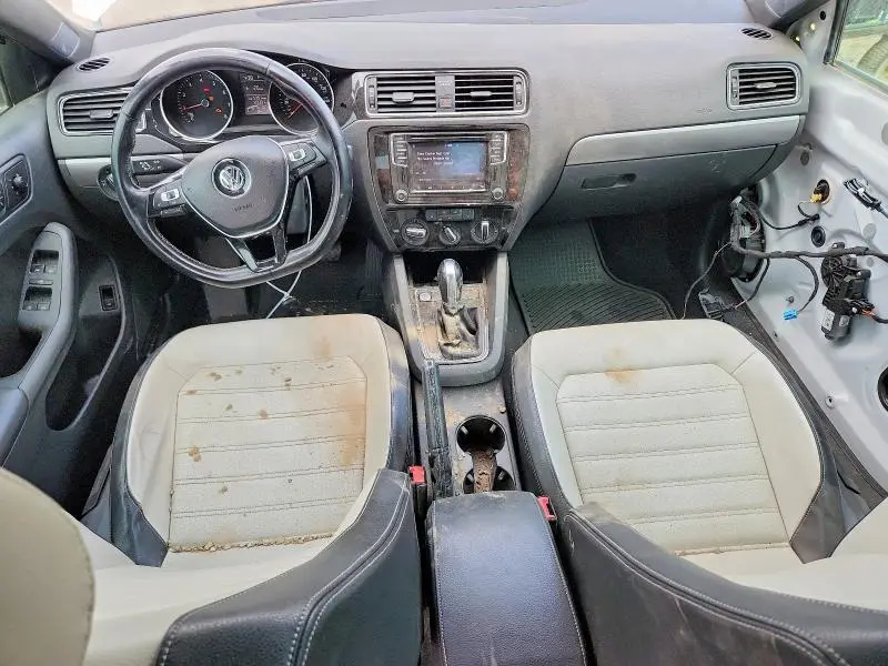 2016 VOLKSWAGEN JETTA SPORT  