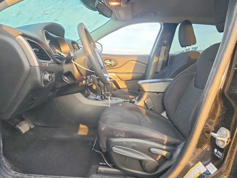 2021 JEEP CHEROKEE LATITUDE  