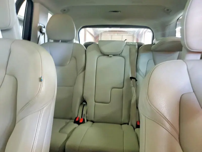 2020 VOLVO XC90 T5 MOMENTUM  
