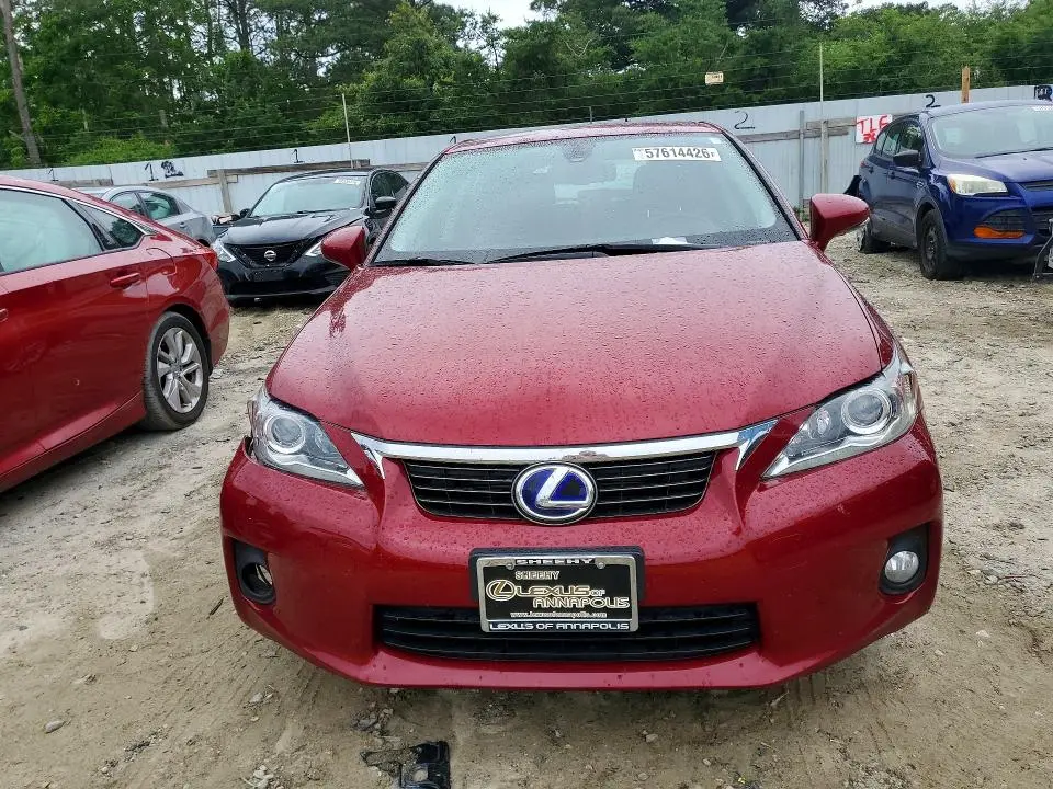 2011 LEXUS CT 200  