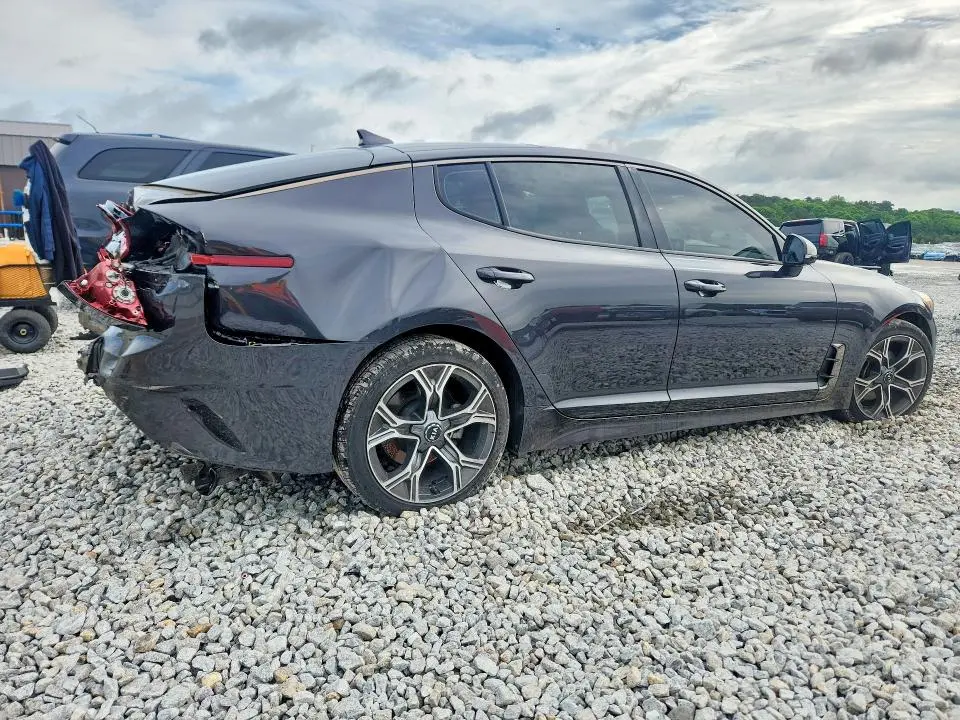 2021 KIA STINGER GT-LINE  