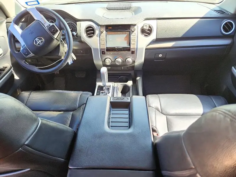 2016 TOYOTA TUNDRA SR5  
