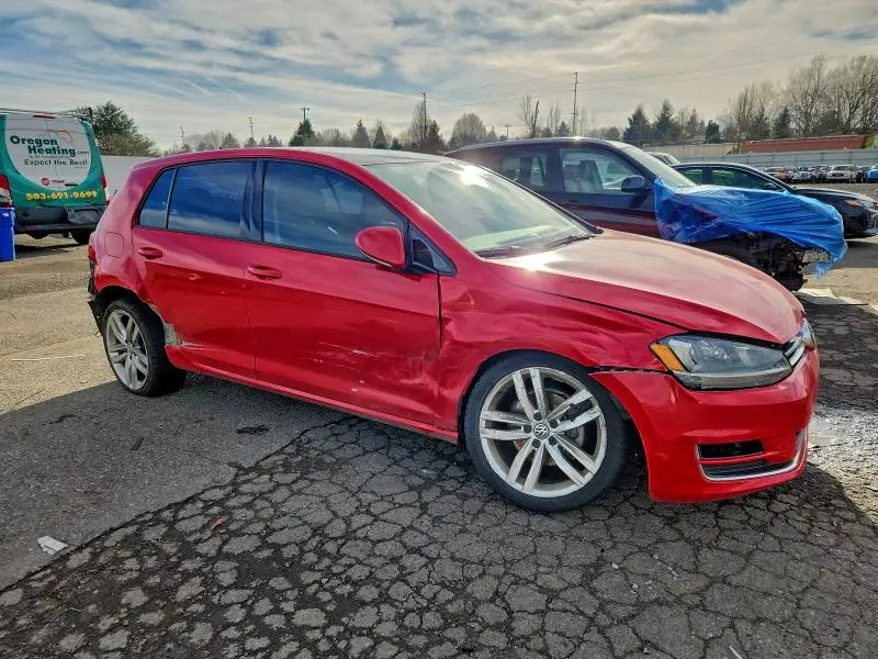 2015 VOLKSWAGEN GOLF   