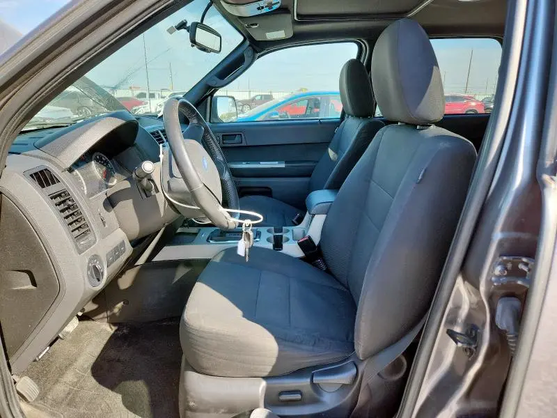 2012 FORD ESCAPE XLT  