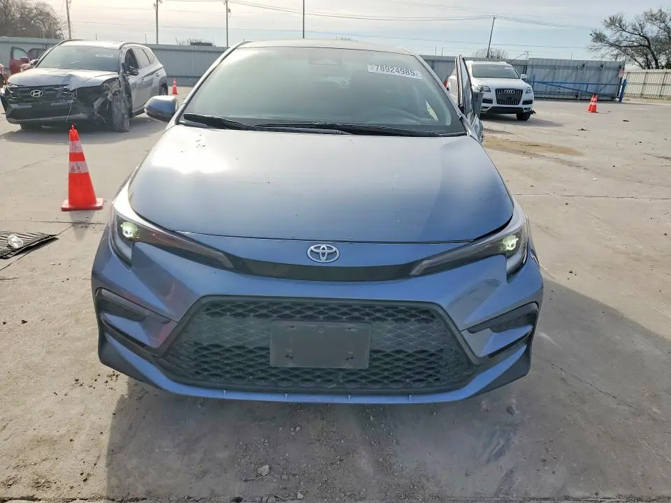 2023 TOYOTA COROLLA SE  