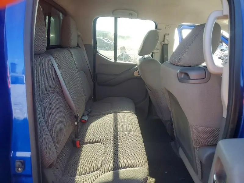 2014 NISSAN FRONTIER SV  