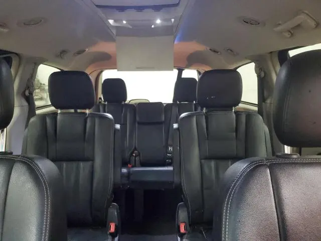 2016 CHRYSLER TOWN & COUNTRY TOURING  